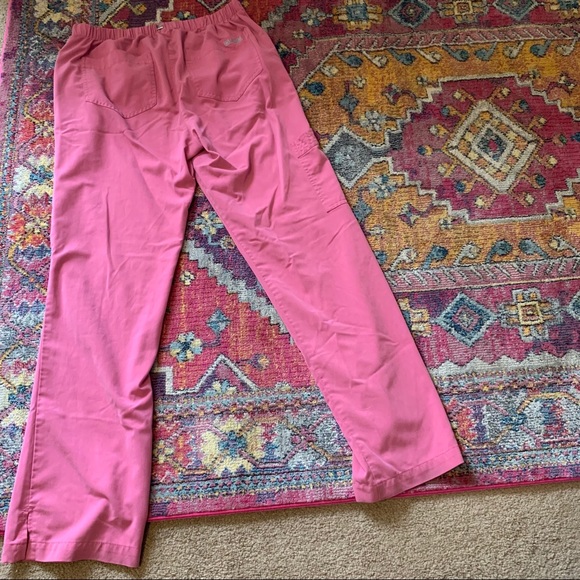 SOLD Grey’s Anatomy Scrub Set - Picture 6 of 7